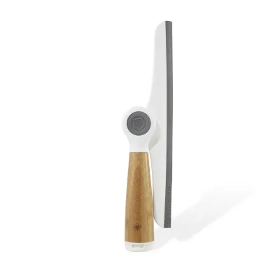 Pivoting Squeegee